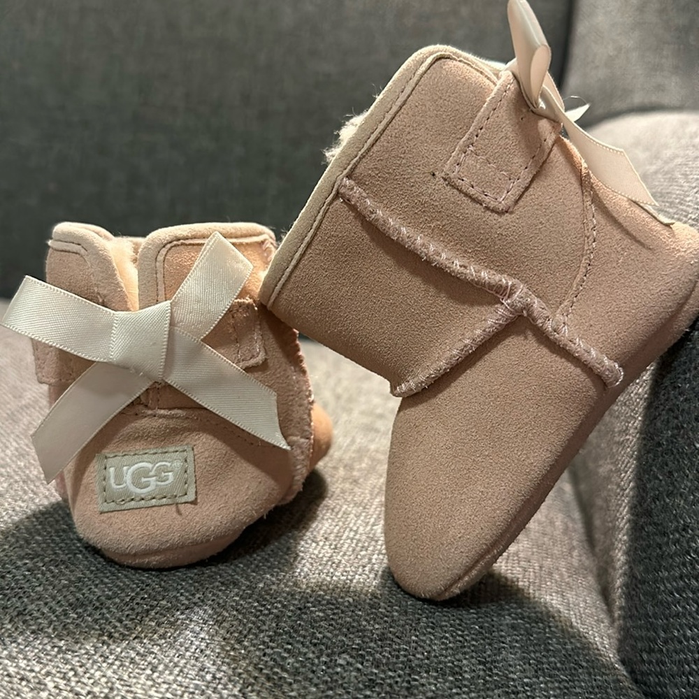 UGG Pink Jesse Bow II Bootie Baby Girl Size 0/1